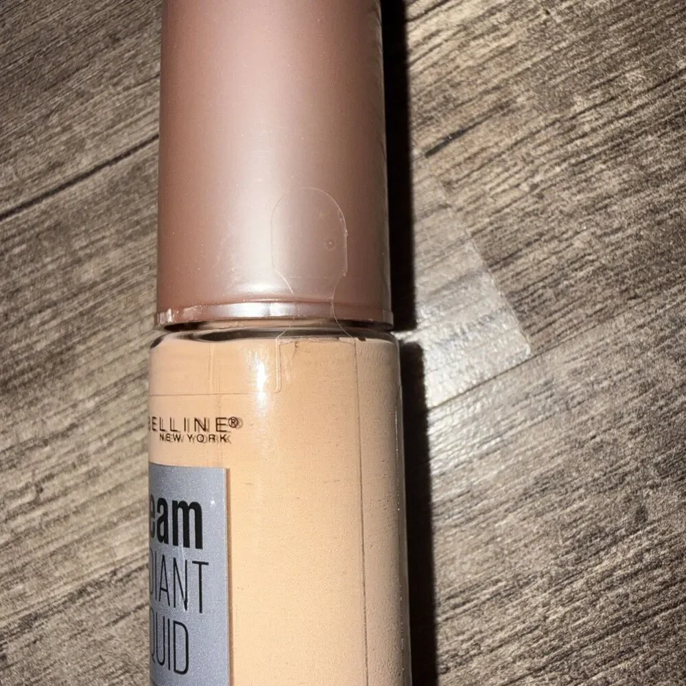 Maybelline sealed dream